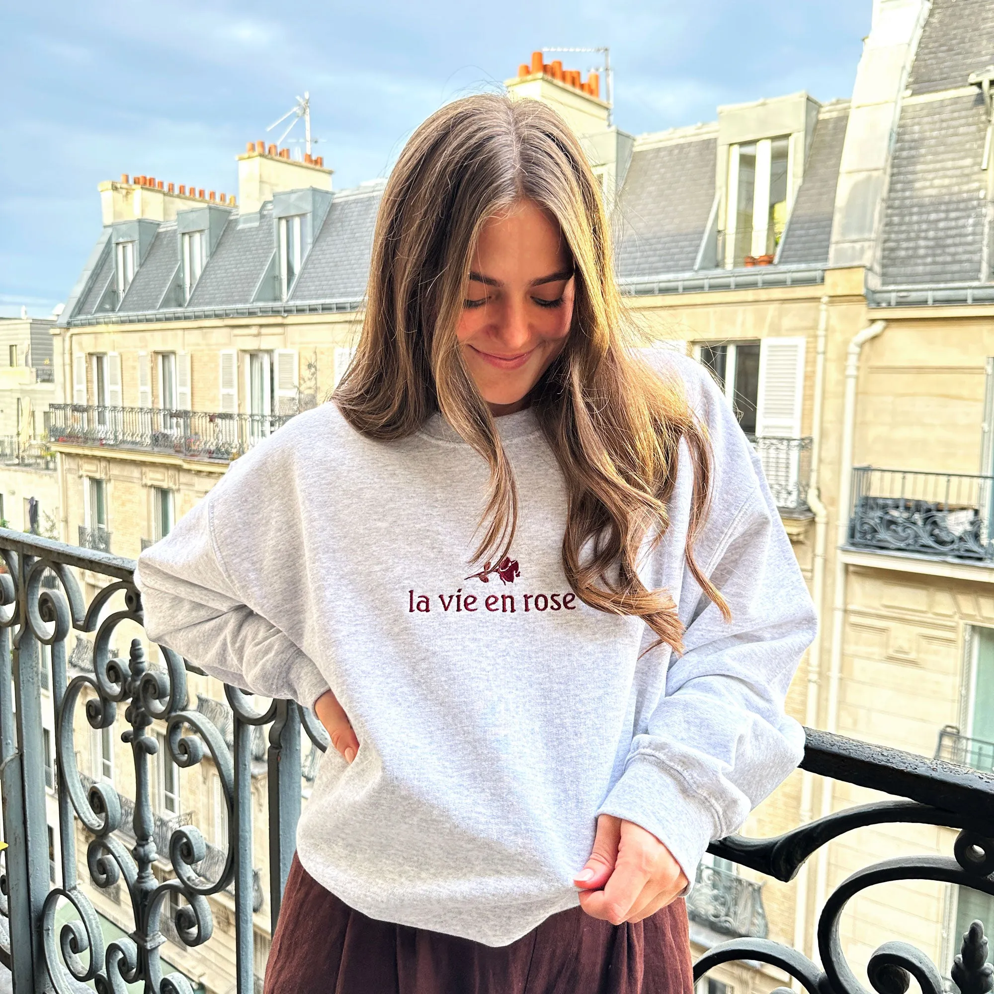 Embroidered La Vie En Rose French Sweatshirt