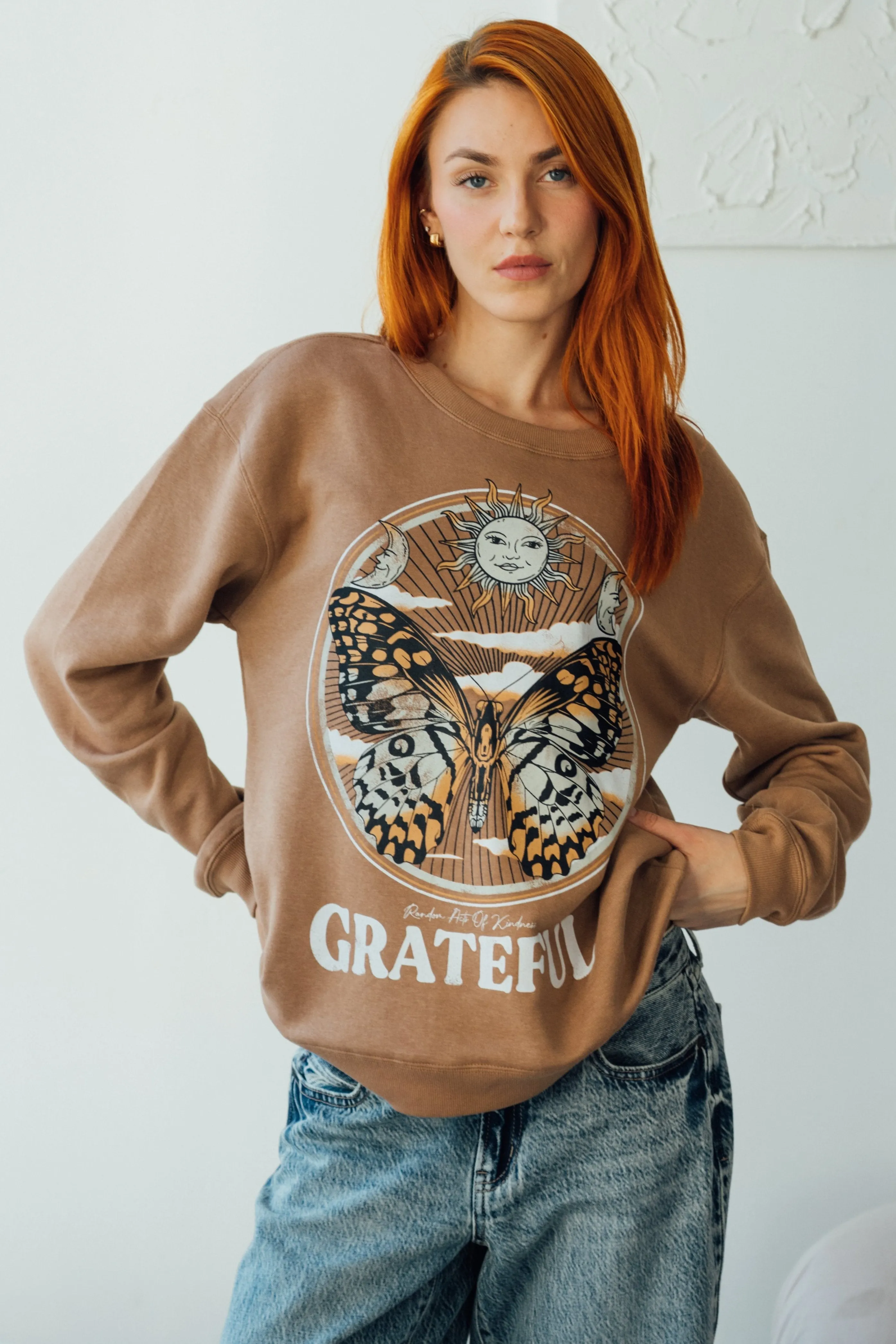 Grateful Vibes Crewneck Sweatshirt - Macchiato