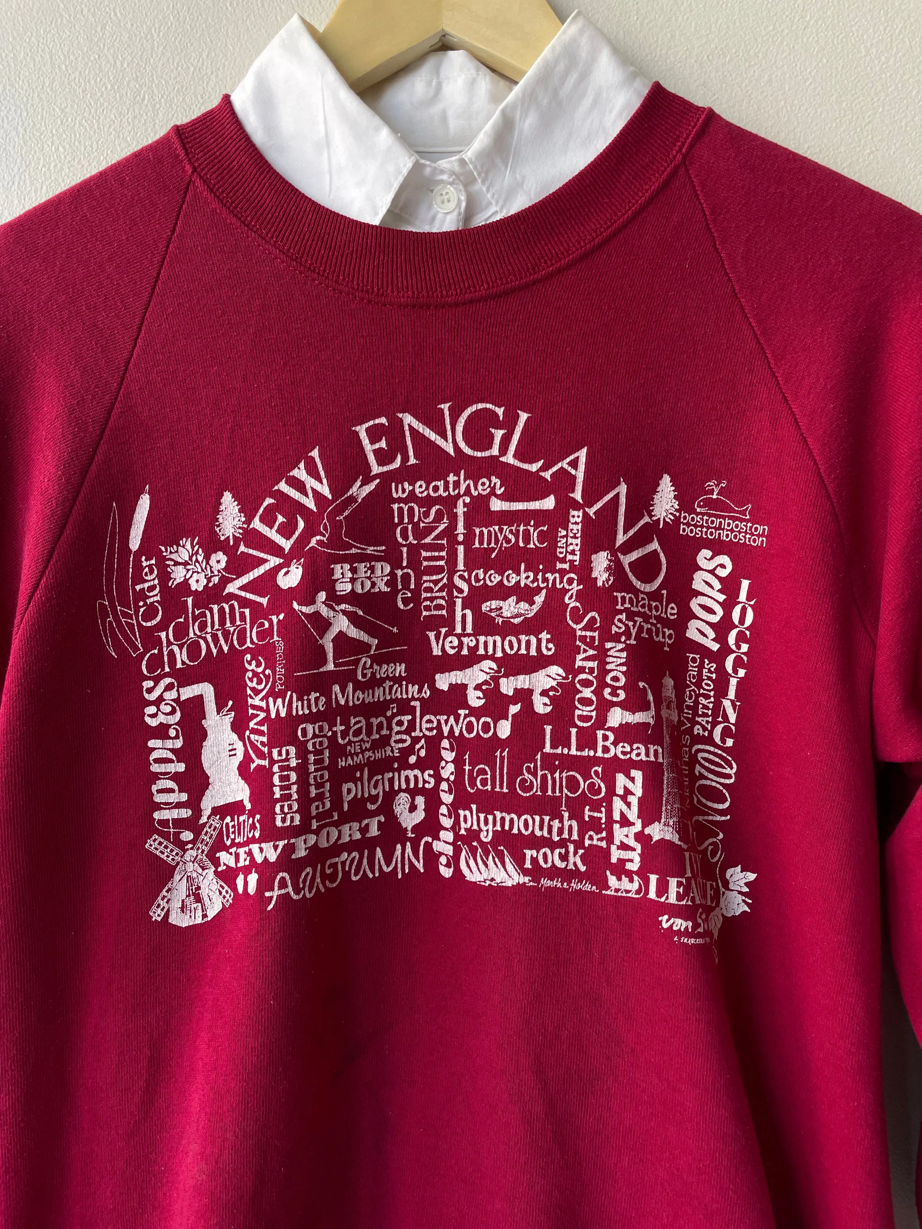 New England Charm Raglan | 1980s