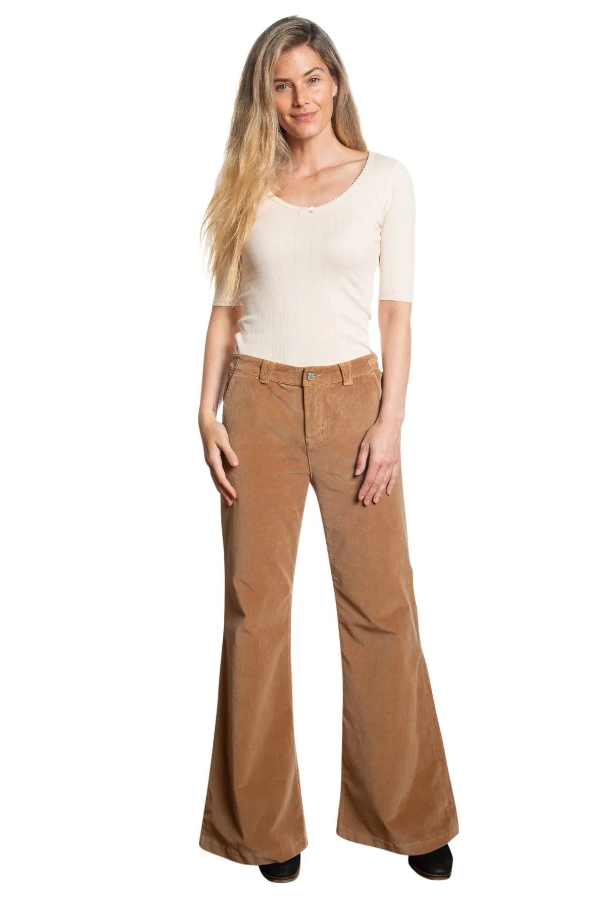 Velveteen Flare leg pants in Camel