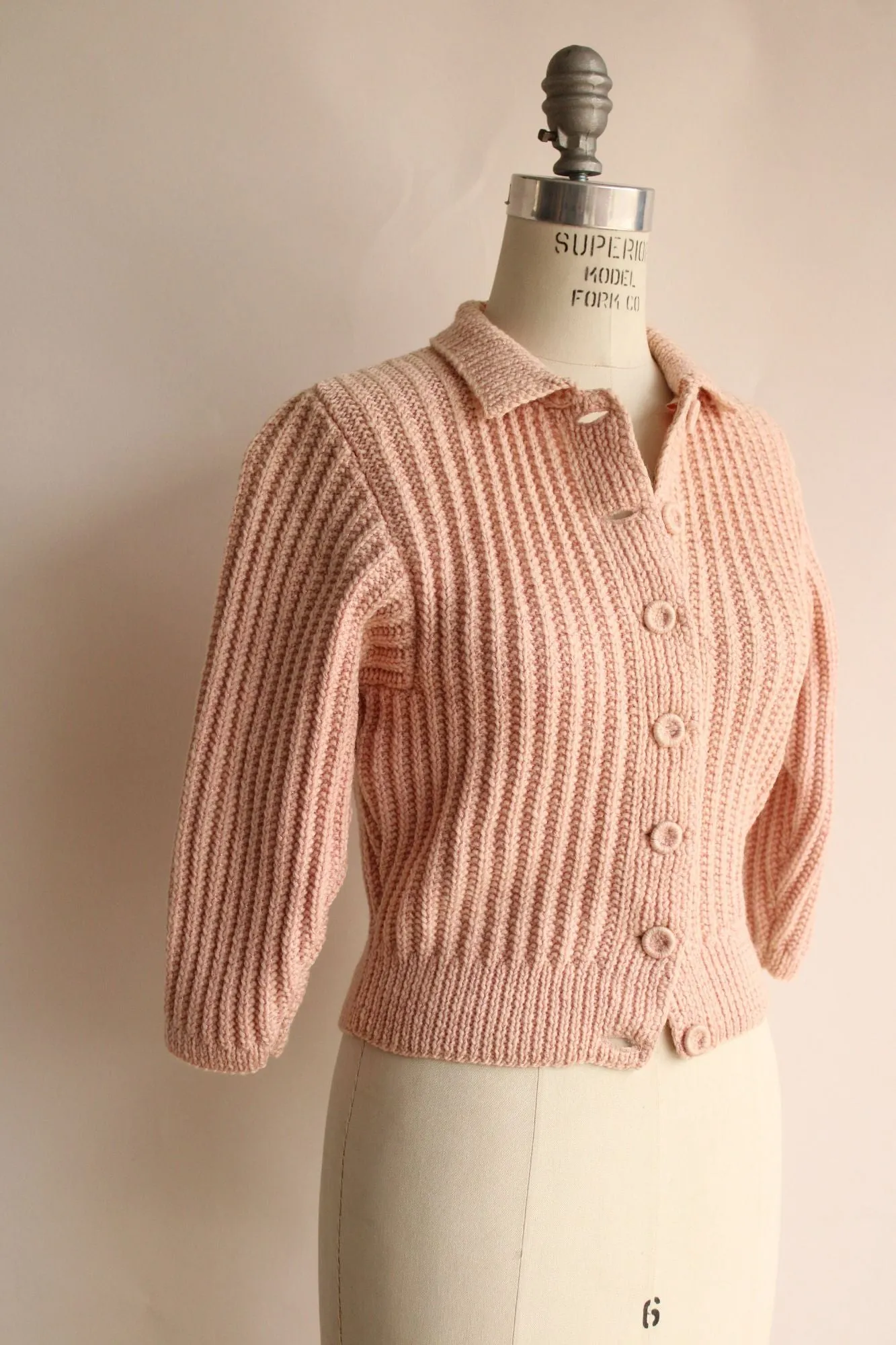 Vintage 1950s Pink Knit Cardigan With Collar