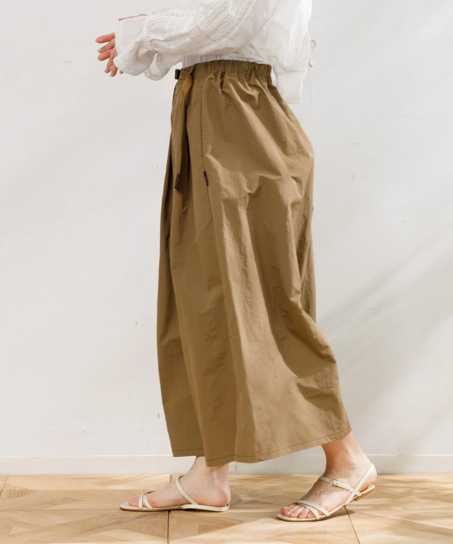 【WOMEN】GRAMICCI NYLON FLARE PANT